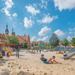 Toruń dla najmłodszych: Must-see atrakcje i miejsca do odwiedzenia