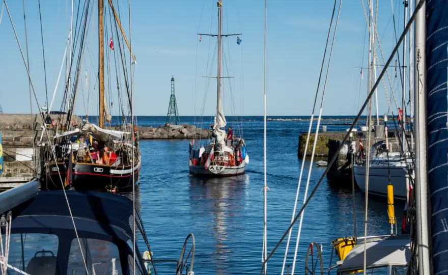 Ile trwa rejs na Bornholm? Czas podróży z portów w Polsce